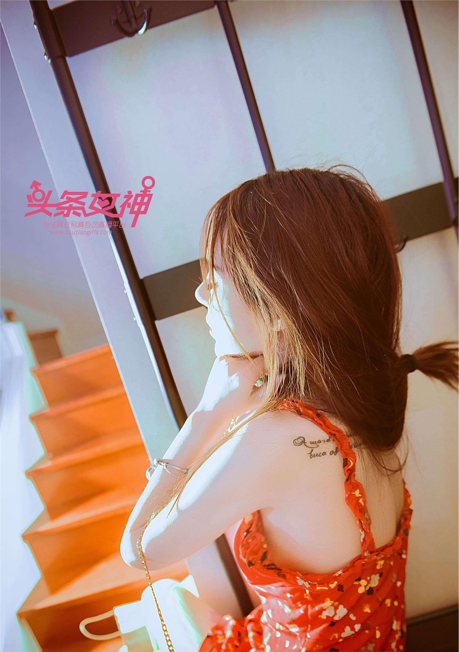 [TouTiao头条女神]2018.05.03 刘博启